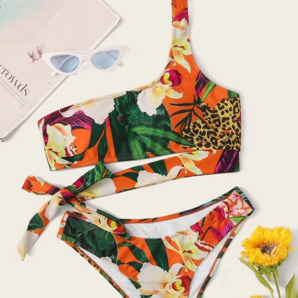 Floral Print One Shoulder Top w/ Bikini